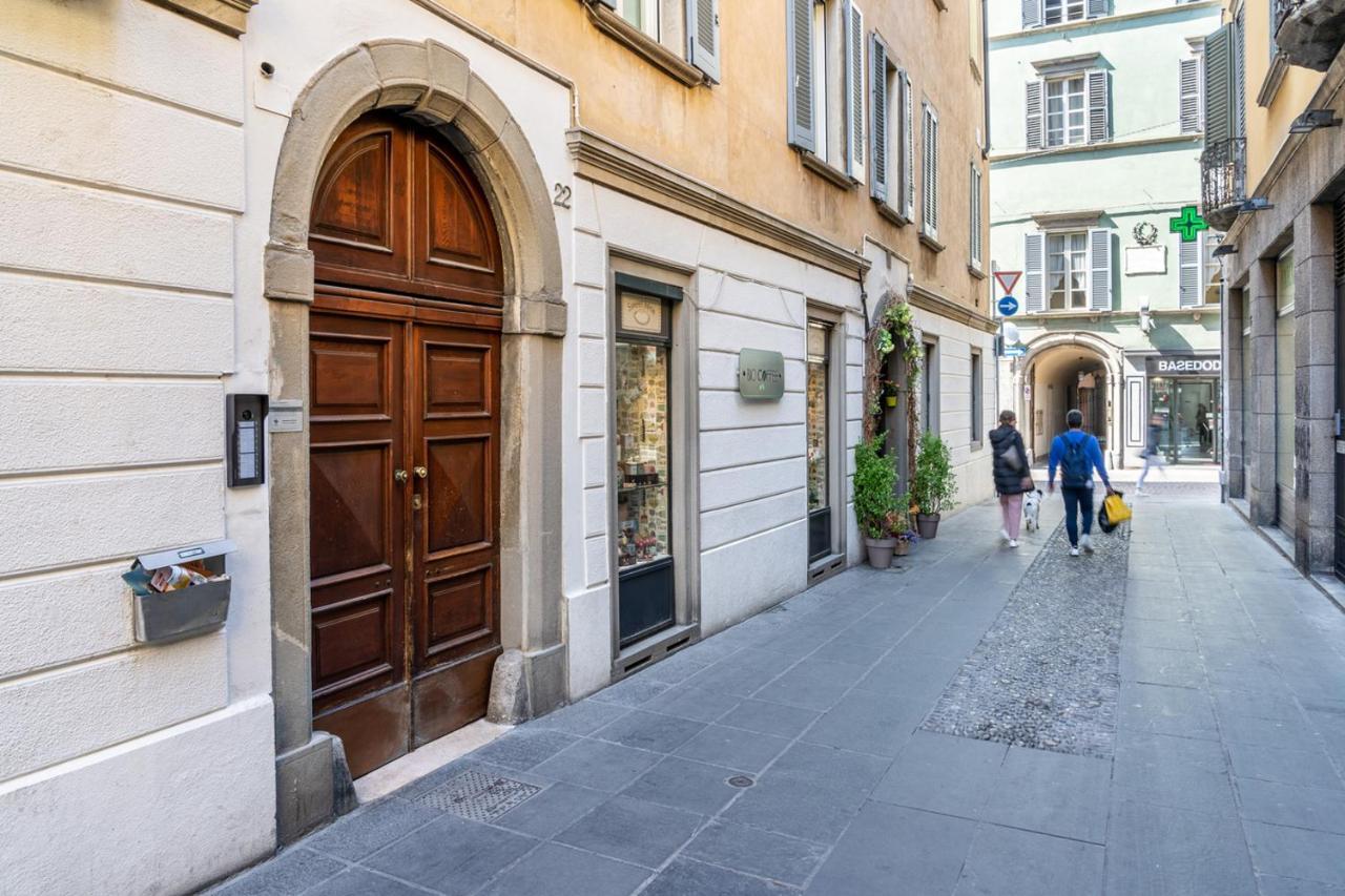 Апартаменти Centro Storico - Leonardo House Бергамо Екстер'єр фото